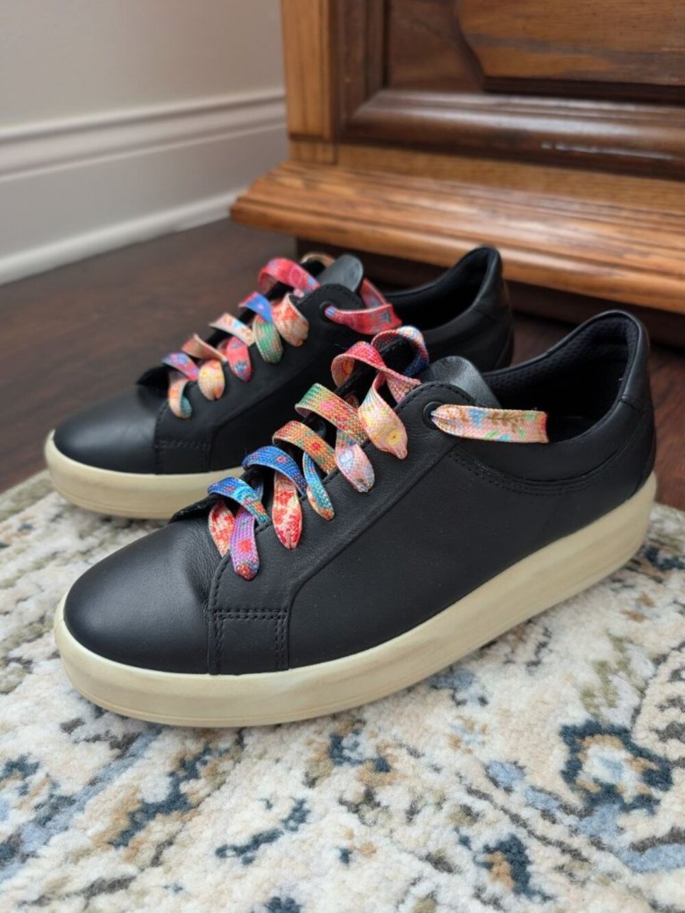 Ecco Women Leather Sneakers Black Size US 8/8,5 EU 39